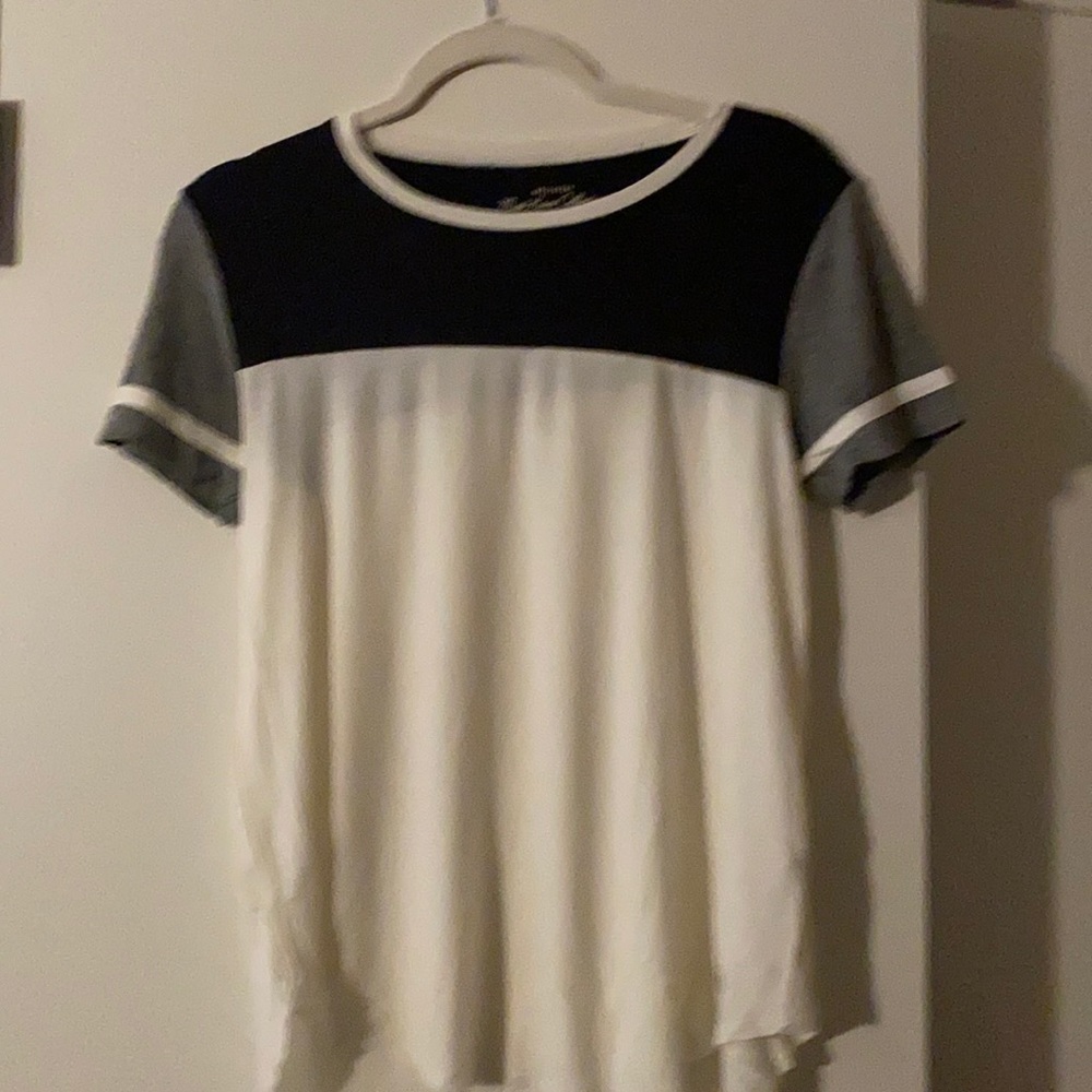 Hollister women top